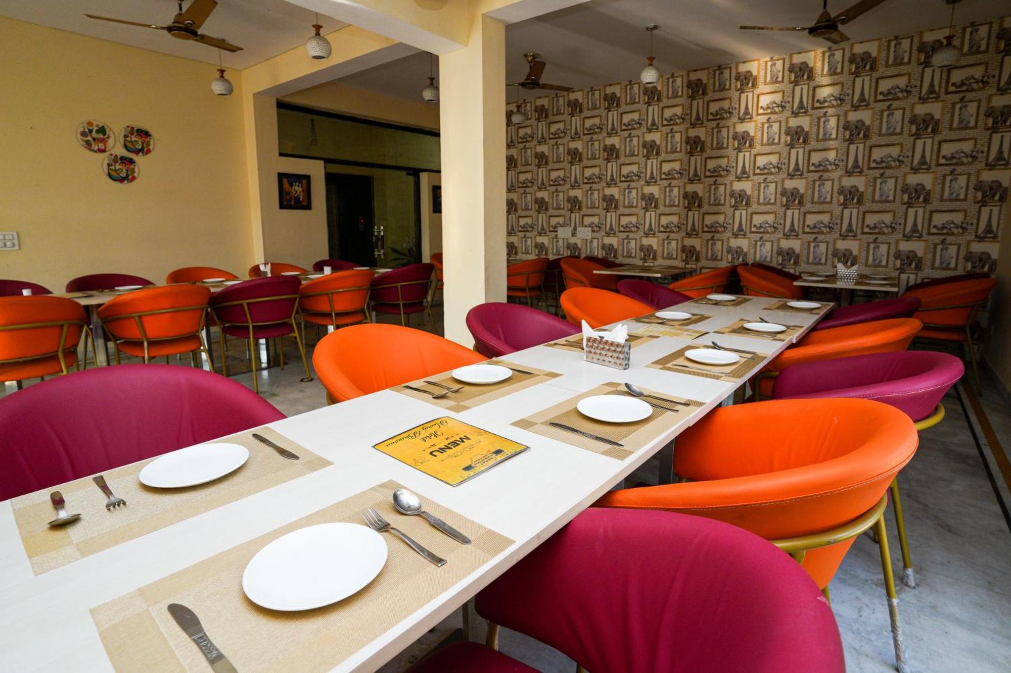 Hotel Neeraj Bhawan- Triveni Ghat ริชิเคช ภายนอก รูปภาพ
